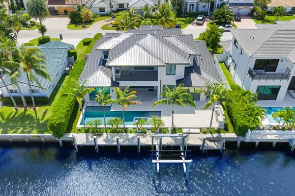 $5,495,000 | 933 Allamanda Drive, Delray Beach, FL 33483