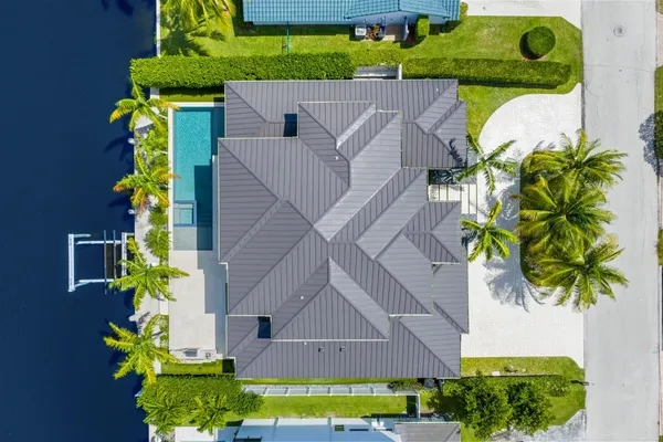 $5,495,000 | 933 Allamanda Drive, Delray Beach, FL 33483