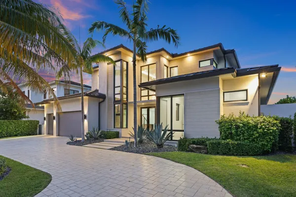 $5,495,000 | 933 Allamanda Drive, Delray Beach, FL 33483