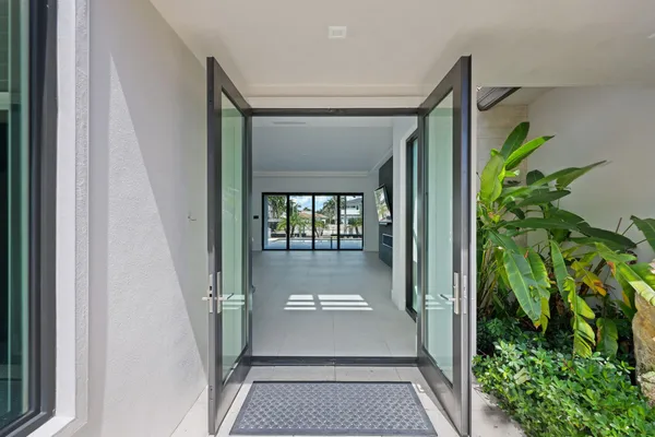 $5,495,000 | 933 Allamanda Drive, Delray Beach, FL 33483