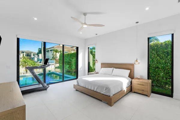 $5,495,000 | 933 Allamanda Drive, Delray Beach, FL 33483