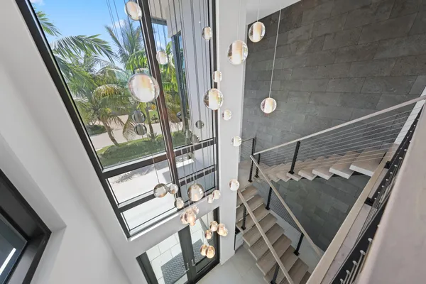 $5,495,000 | 933 Allamanda Drive, Delray Beach, FL 33483