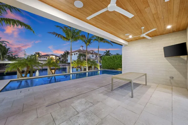 $5,495,000 | 933 Allamanda Drive, Delray Beach, FL 33483