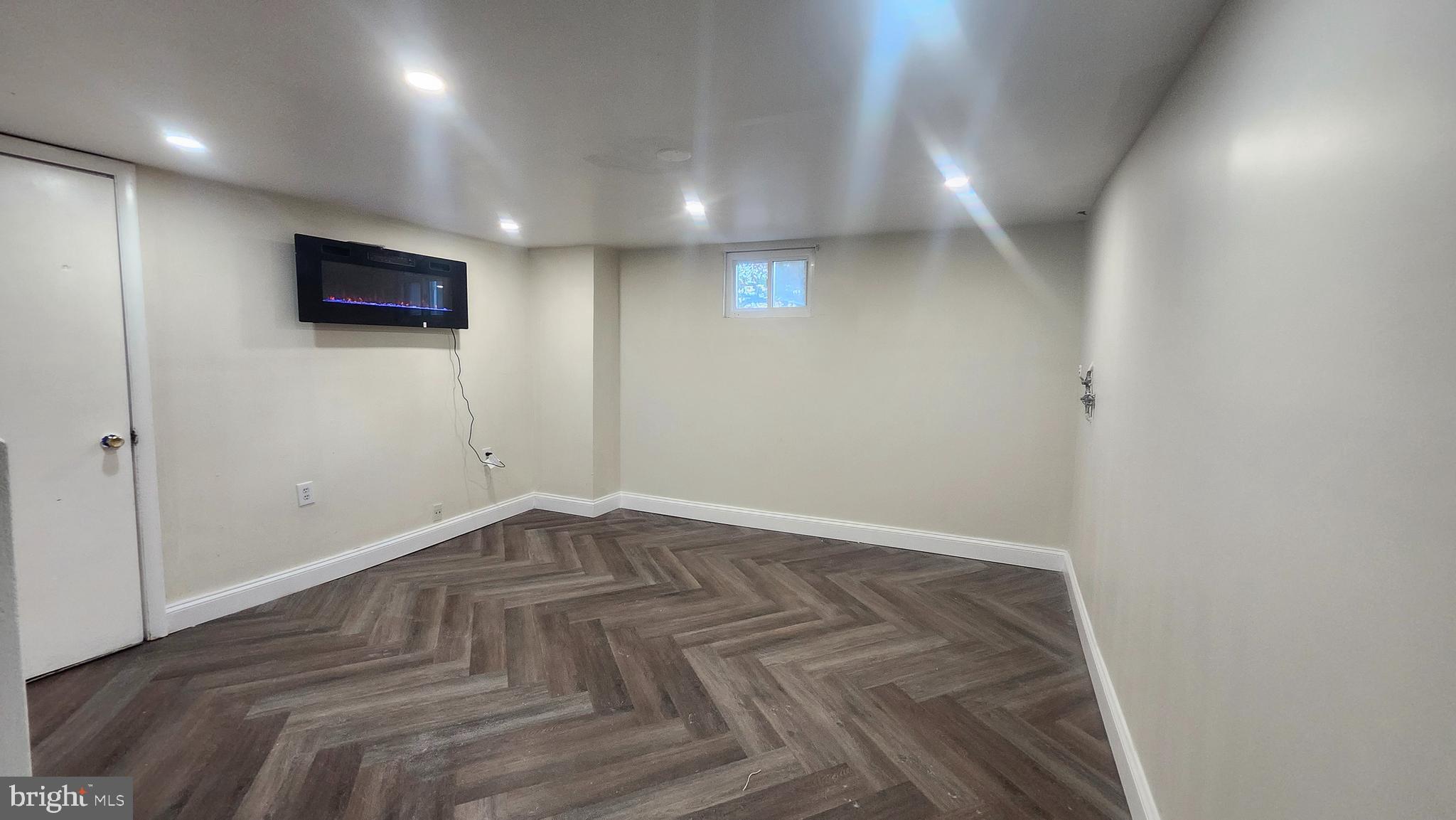 1001 Cameron Road Baltimore, MD 21212 - Photo 9 of 46 a view of empty room