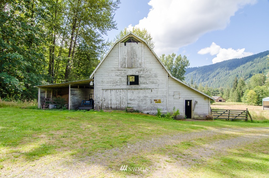 4730 Mosquito Lake Road Deming, WA 98244 - Photo 12 of 25