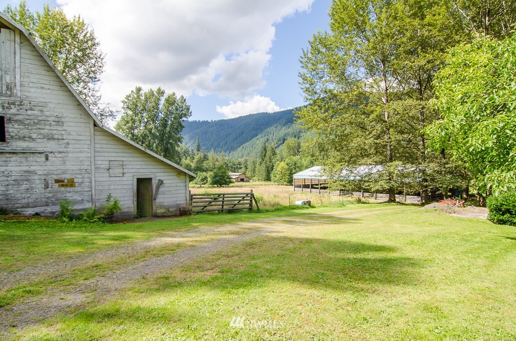 4730 Mosquito Lake Road Deming, WA 98244 - Photo 14 of 25