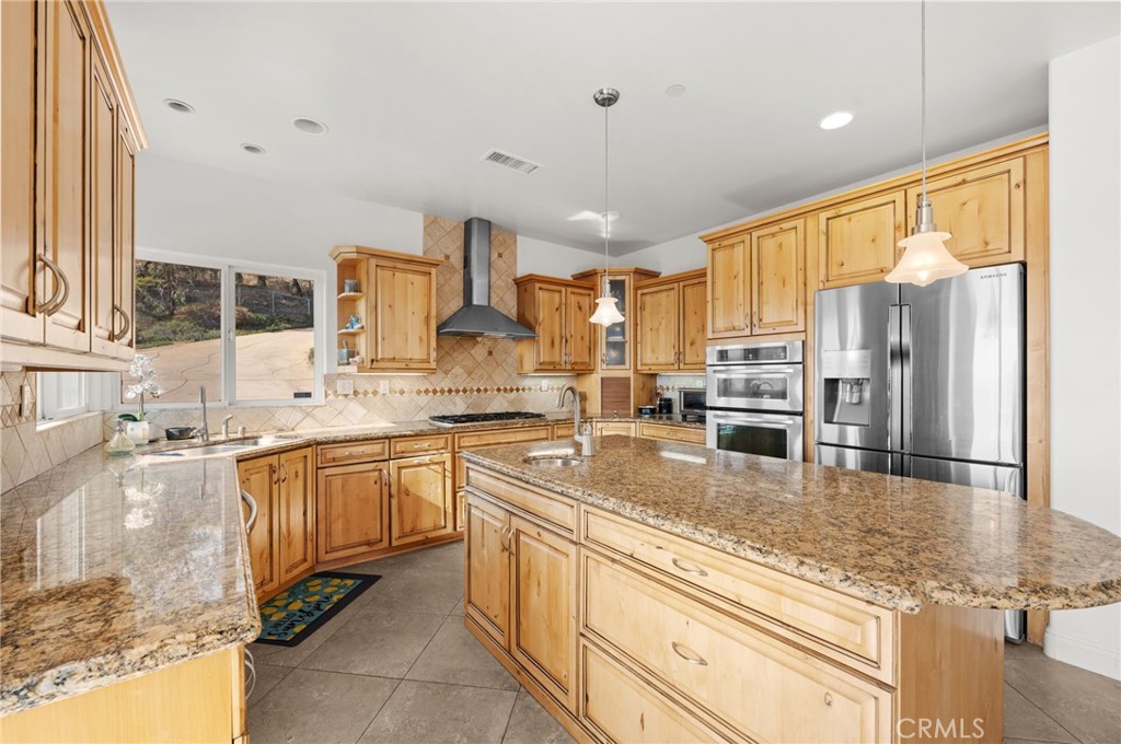 2240 Aqua Hill Road Fallbrook, CA 92028 - Photo 16 of 54