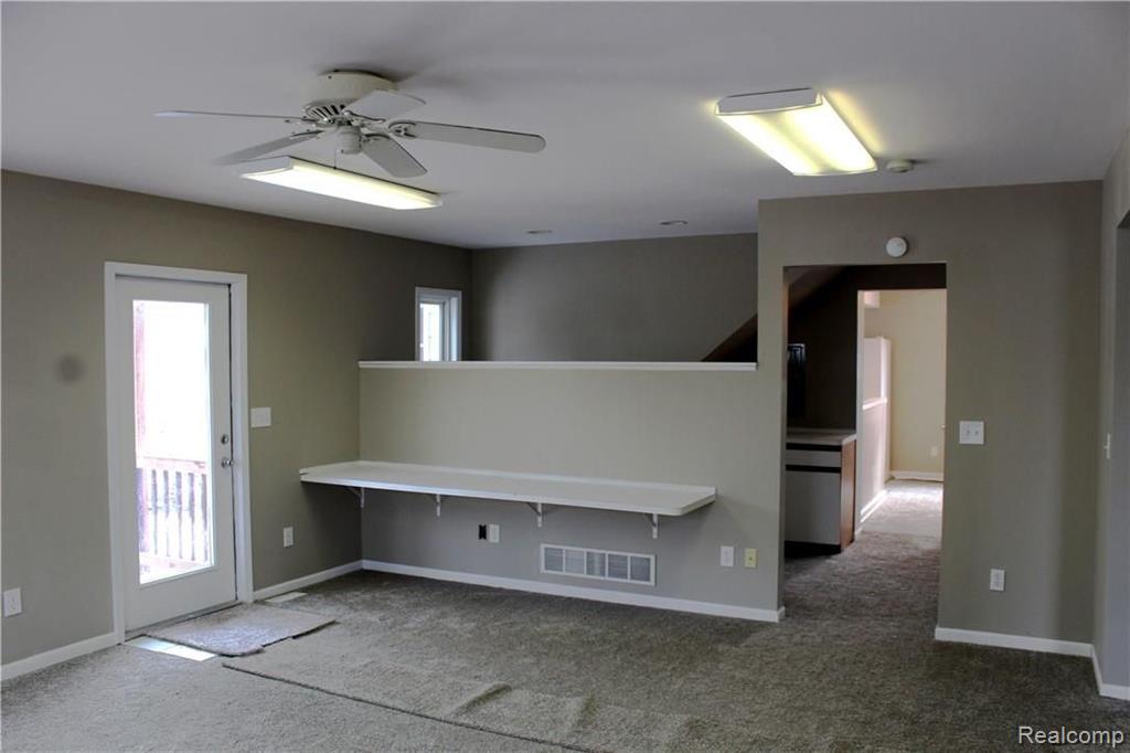 504 North State Road Davison, MI 48423 - Photo 8 of 50