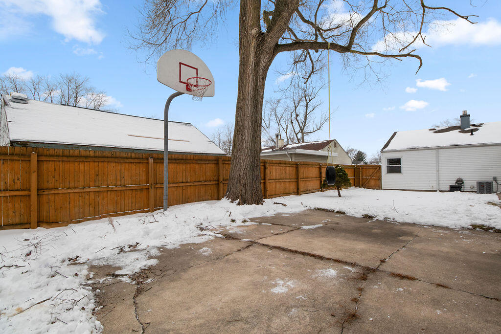 337 North Virginia Street Hobart, IN 46342 - Photo 14 of 15 1024x683
