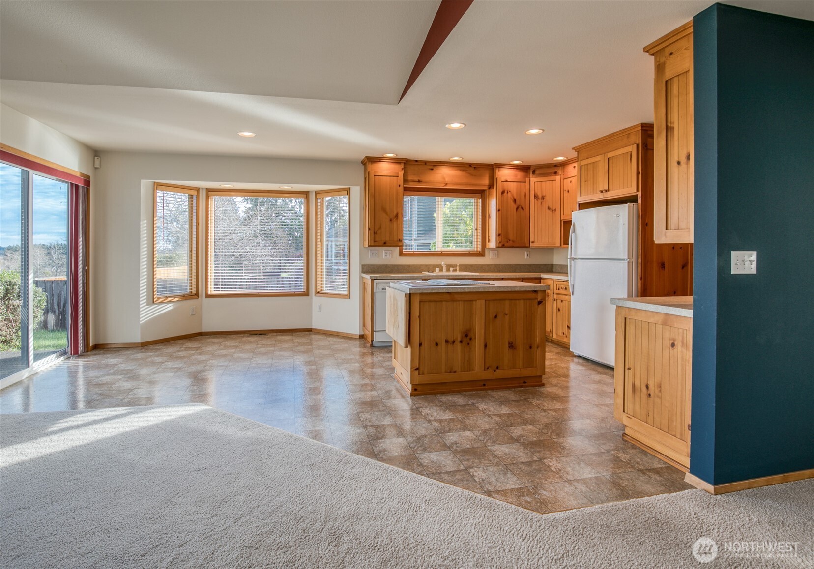 912 Bell Drive Cosmopolis, WA 98537 - Photo 7 of 36