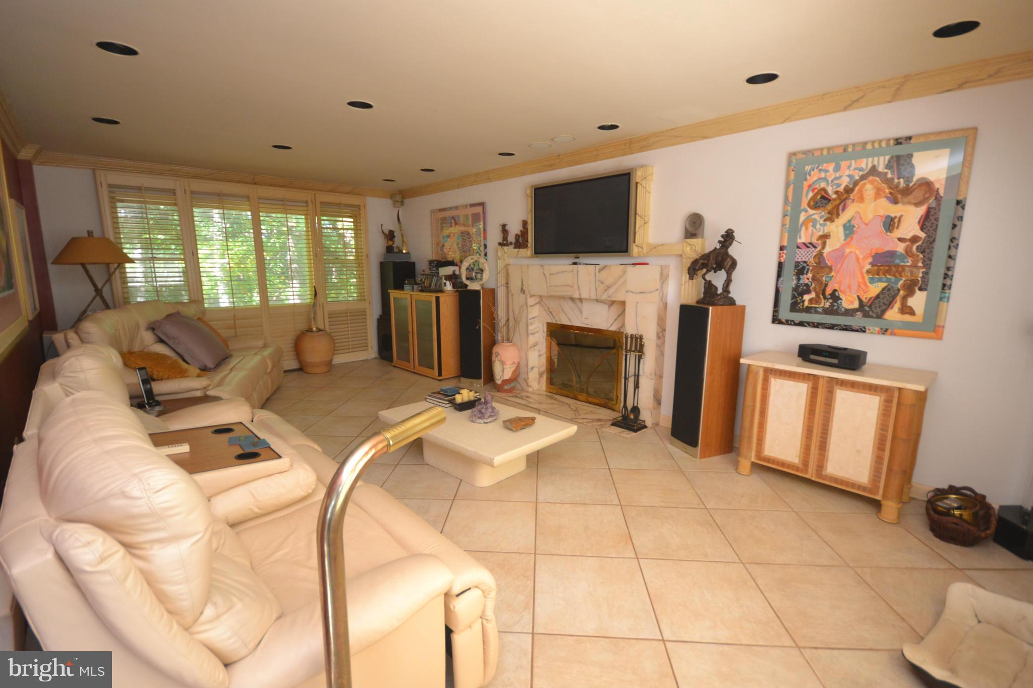 Spacious Living Room