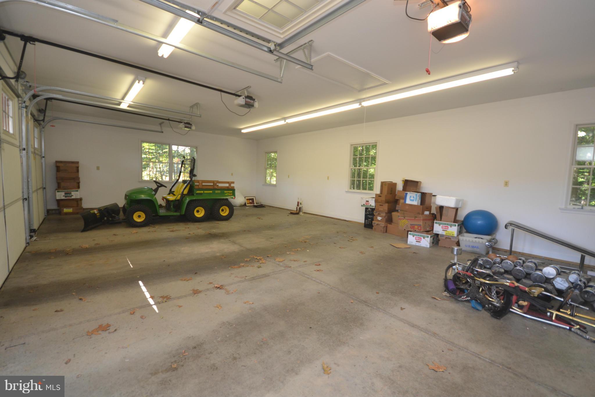 12045 Gores Mill Road Reisterstown, MD 21136 - Photo 19 of 28 Holds 6 Vehicles