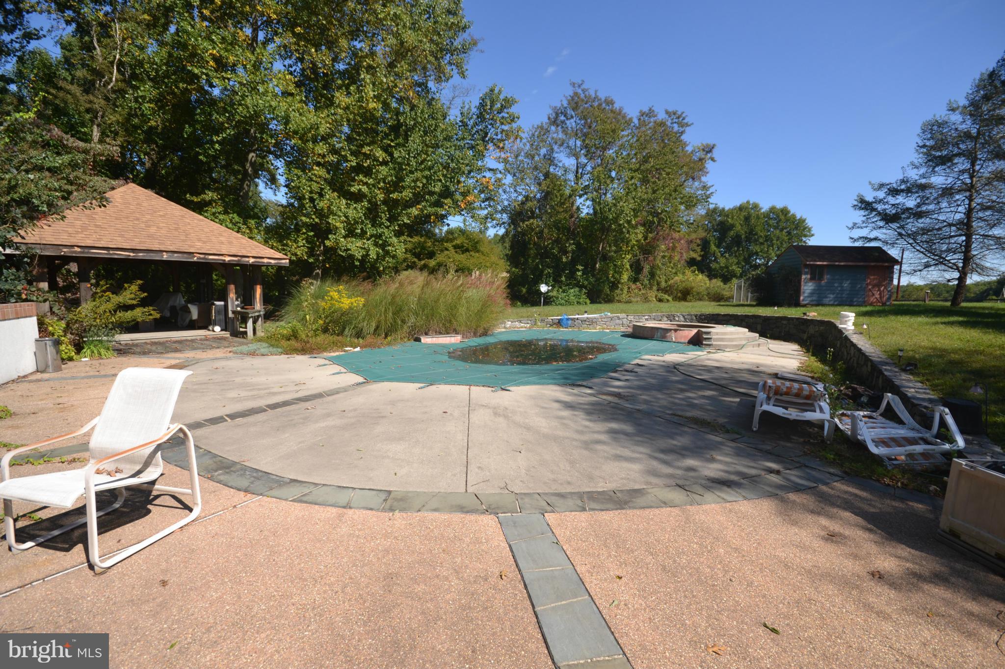12045 Gores Mill Road Reisterstown, MD 21136 - Photo 24 of 28 In-ground Pool
