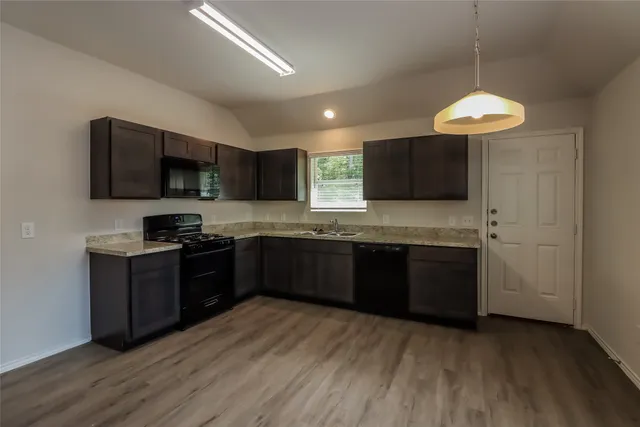 $1,665 | 3524 Cub Court, Conroe, TX 77301