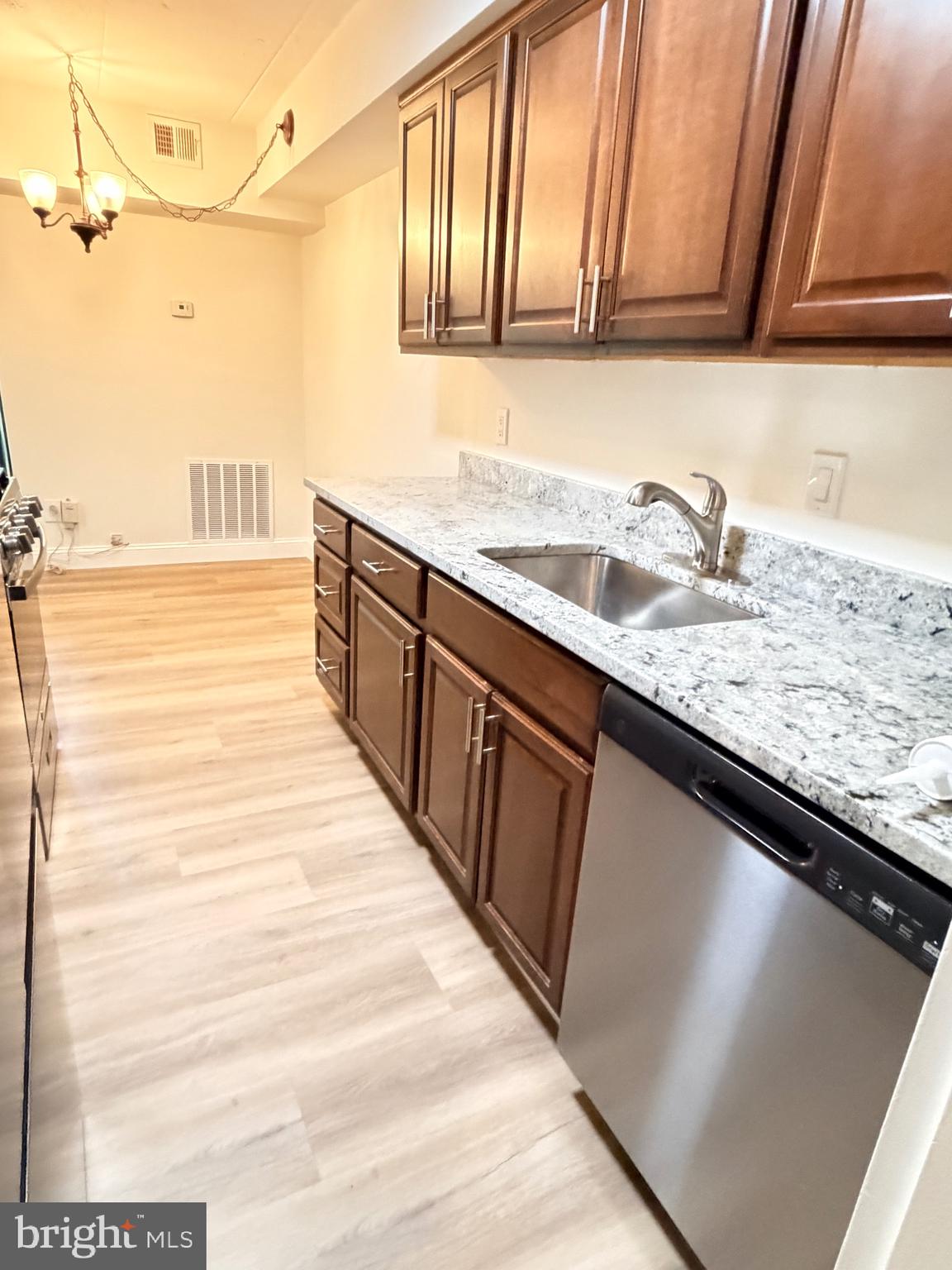 2316 Freetown Court, Unit 1B Reston, VA 20191 - Photo 13 of 48