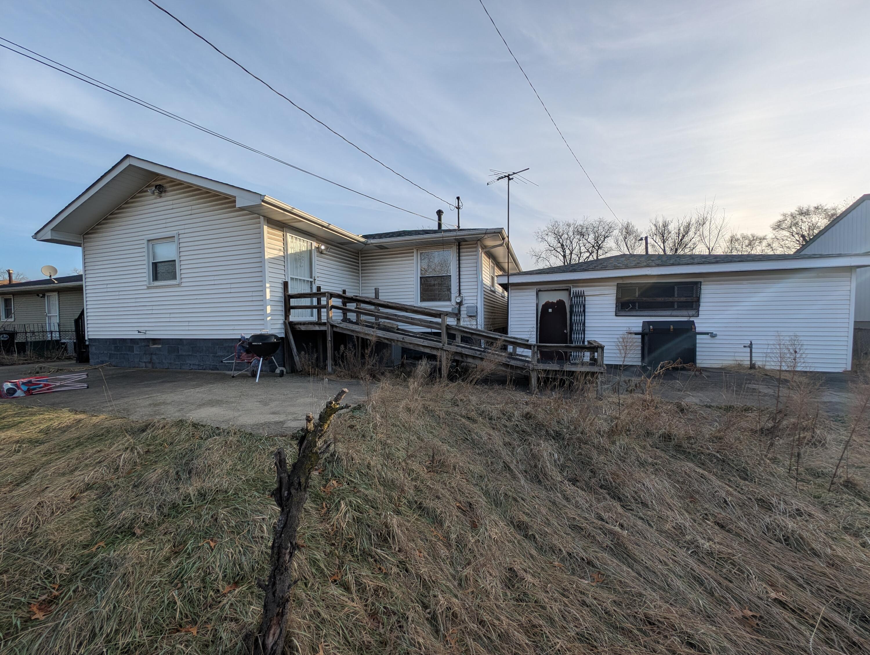 1024 Ralston Street Gary, IN 46406 - Photo 14 of 14 3000x2258