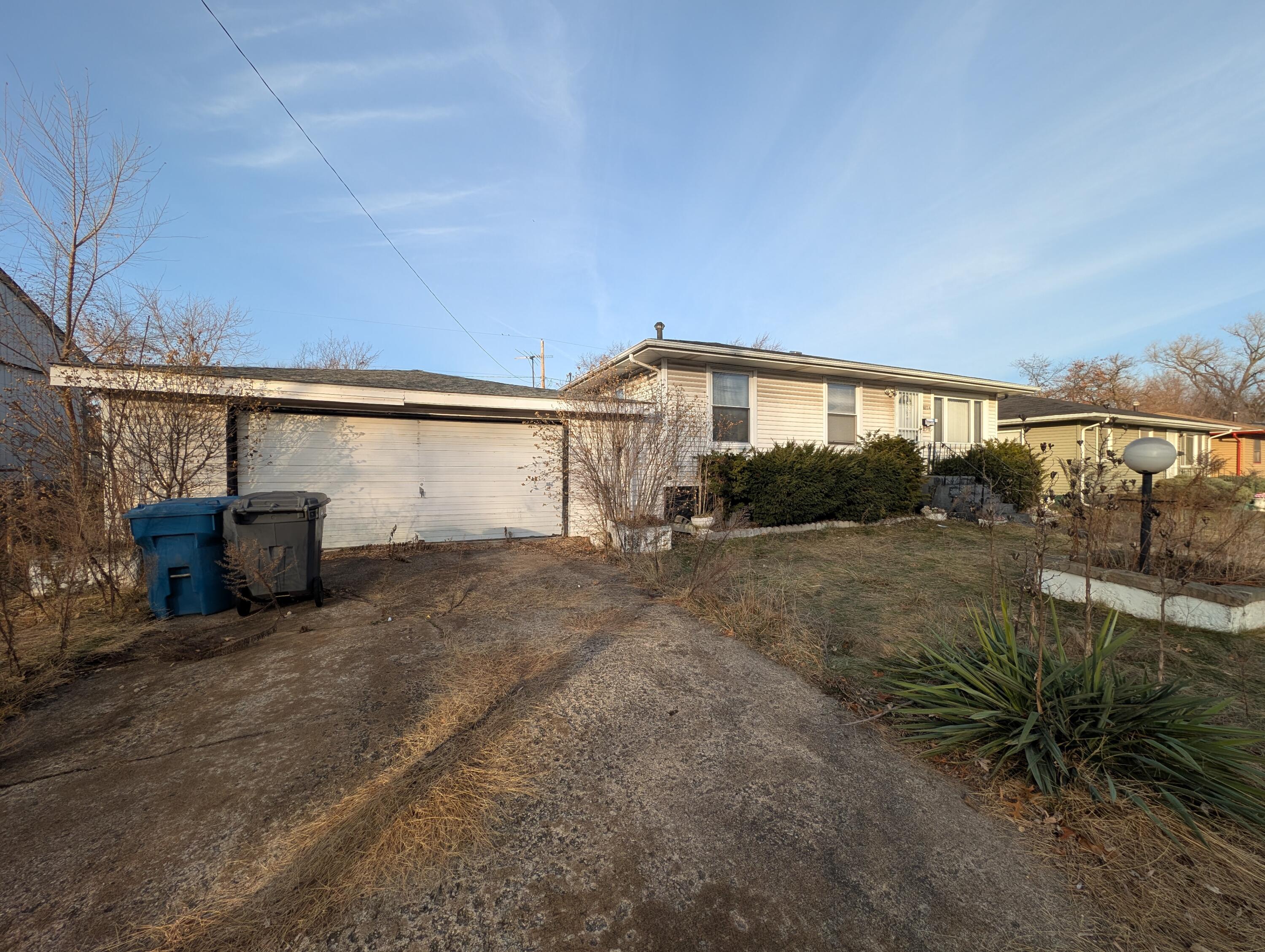 1024 Ralston Street Gary, IN 46406 - Photo 2 of 14 3000x2258