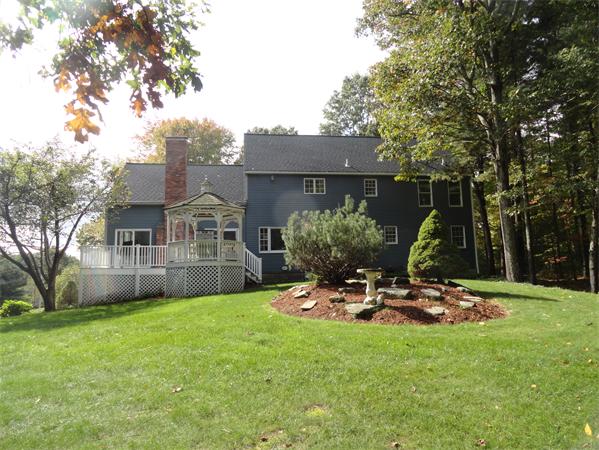35 Valleywood Road Hopkinton, MA 01748 - Photo 2 of 30 Gallery Image 2