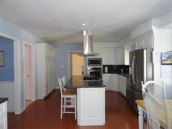 35 Valleywood Road Hopkinton, MA 01748 - Photo 6 of 30 Gallery Image 6