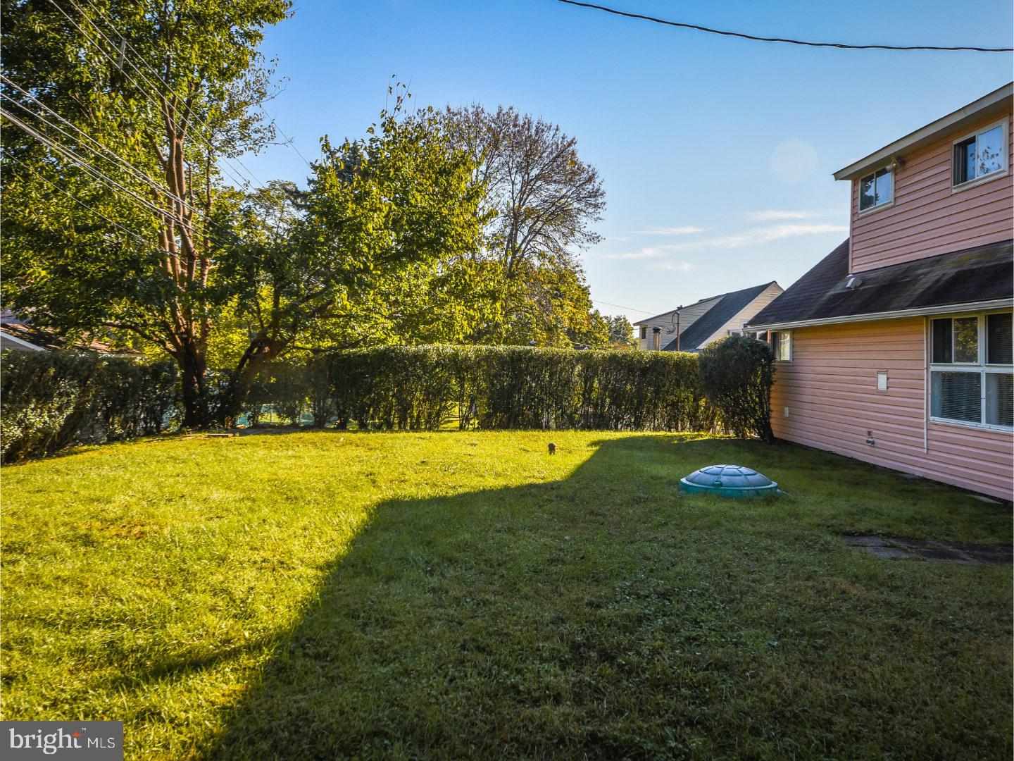 35 Canary Road Levittown, PA 19057 - Photo 19 of 20 Back Yard