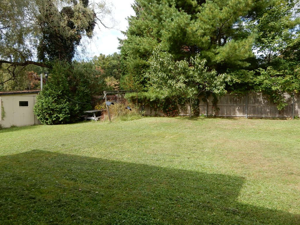 40 Bernard Road Grafton, MA 01536 - Photo 12 of 23 Gallery Image 12