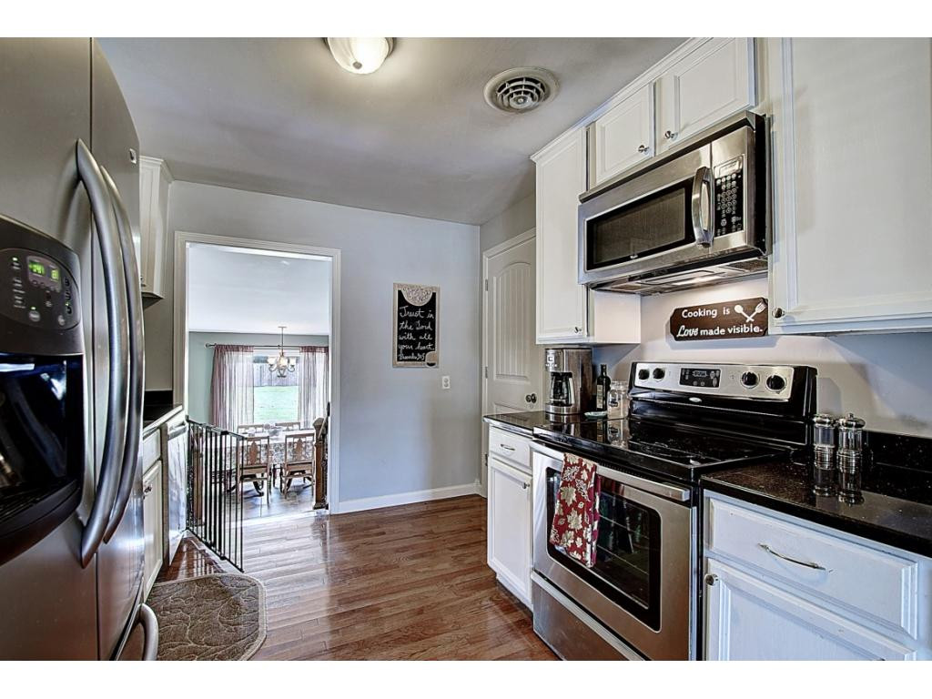 1656 Newbern Road Kingsport, TN 37664 - Photo 11 of 29 Photo 11