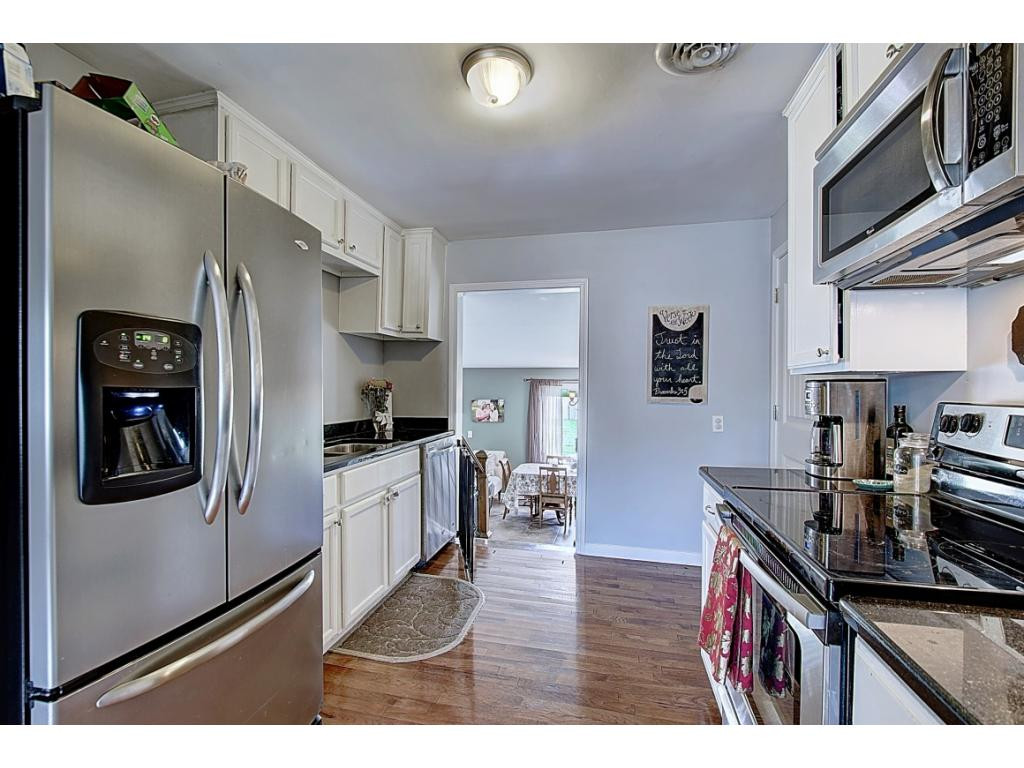 1656 Newbern Road Kingsport, TN 37664 - Photo 12 of 29 Photo 12
