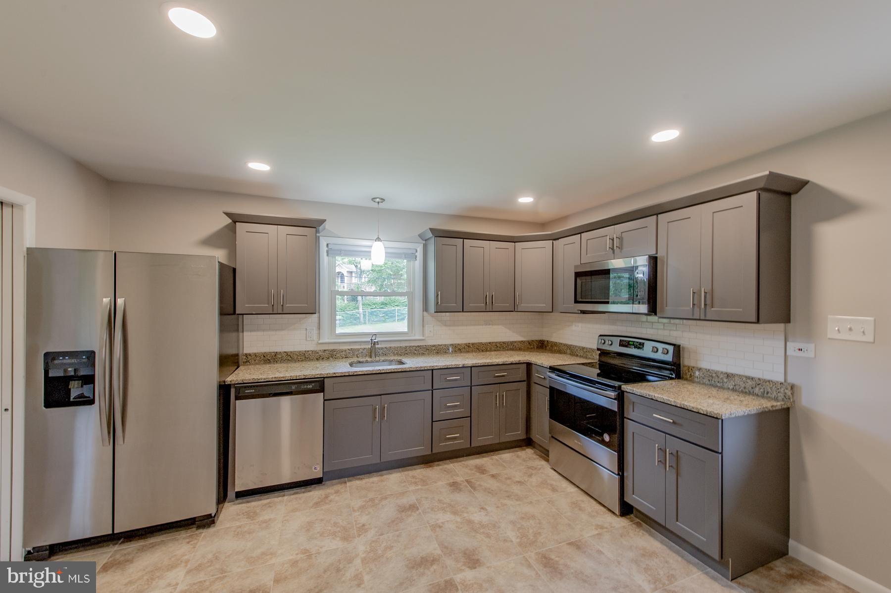 3026 Southview Road Ellicott City, MD 21042 - Photo 3 of 30 STAINLESS STEEL APPLIANCES