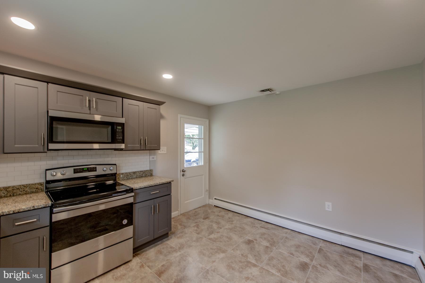 3026 Southview Road Ellicott City, MD 21042 - Photo 5 of 30 EAT-IN KITCHEN