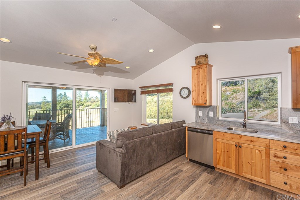 2950 East Westfall Road Mariposa, CA 95338 - Photo 24 of 57 Gallery Image 24