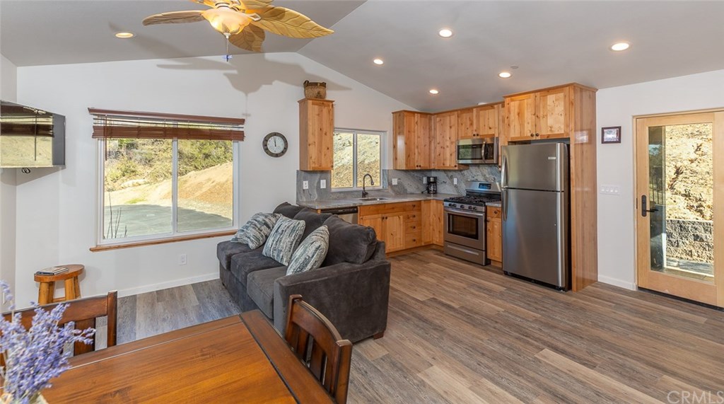 2950 East Westfall Road Mariposa, CA 95338 - Photo 29 of 57 Gallery Image 29