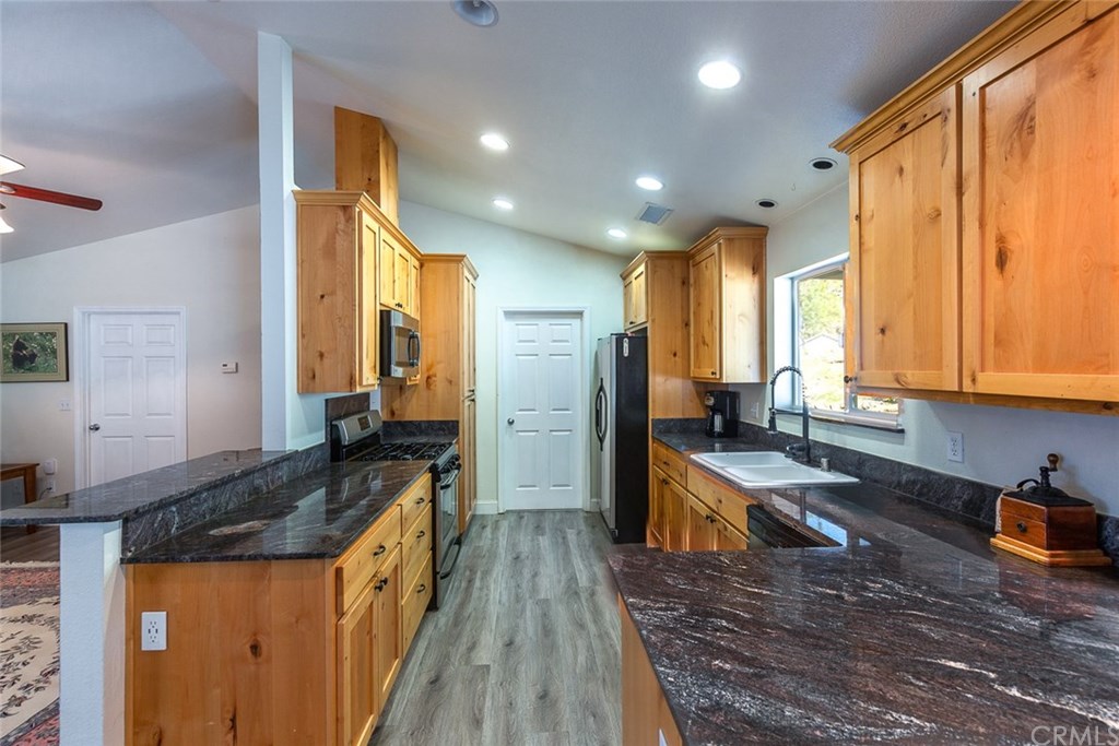2950 East Westfall Road Mariposa, CA 95338 - Photo 7 of 57 Gallery Image 7