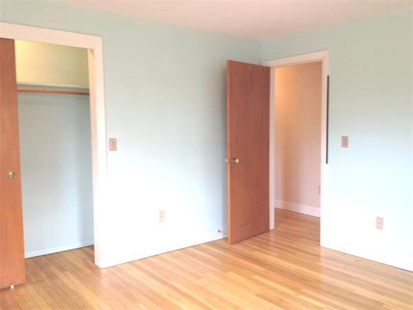 130 Old County Road Westport, MA 02790 - Photo 14 of 19 Gallery Image 14