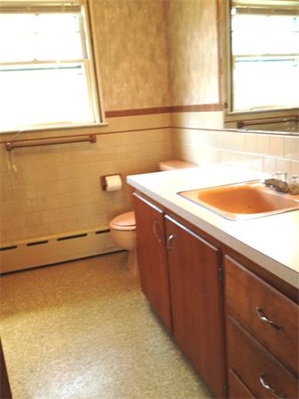 130 Old County Road Westport, MA 02790 - Photo 16 of 19 Gallery Image 16