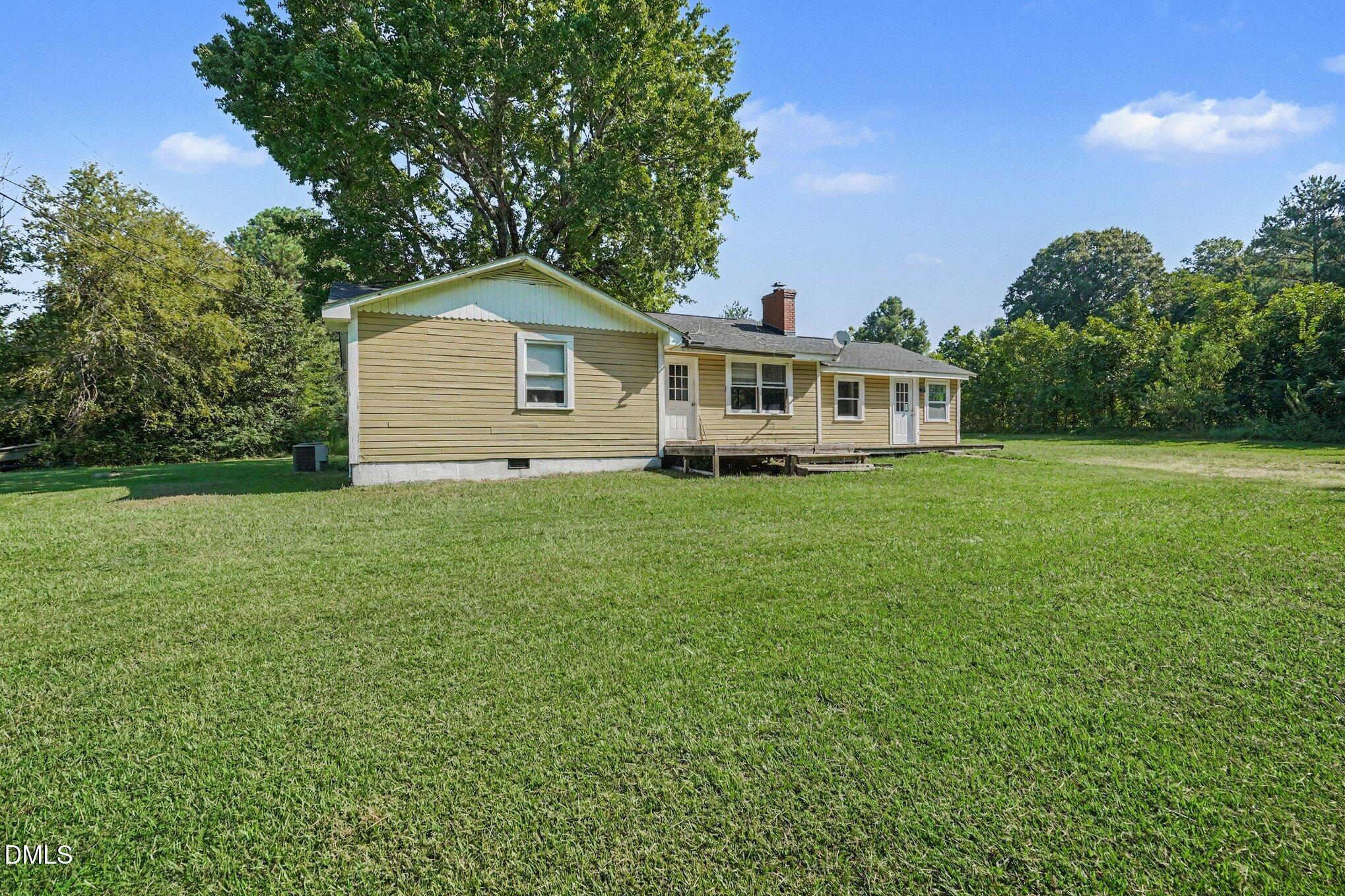 90 Badders Road Sanford, NC 27330 - Photo 5 of 38 002_file_3105
