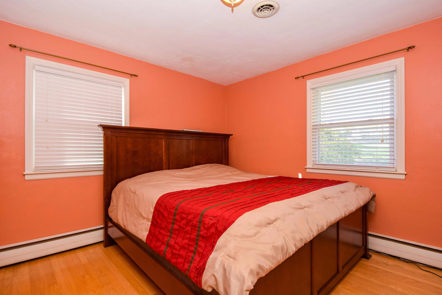 3508 Robyn Road Southwest Roanoke, VA 24015 - Photo 13 of 31 3508 Robyn Rd SW Roanoke VA-large-013-5-