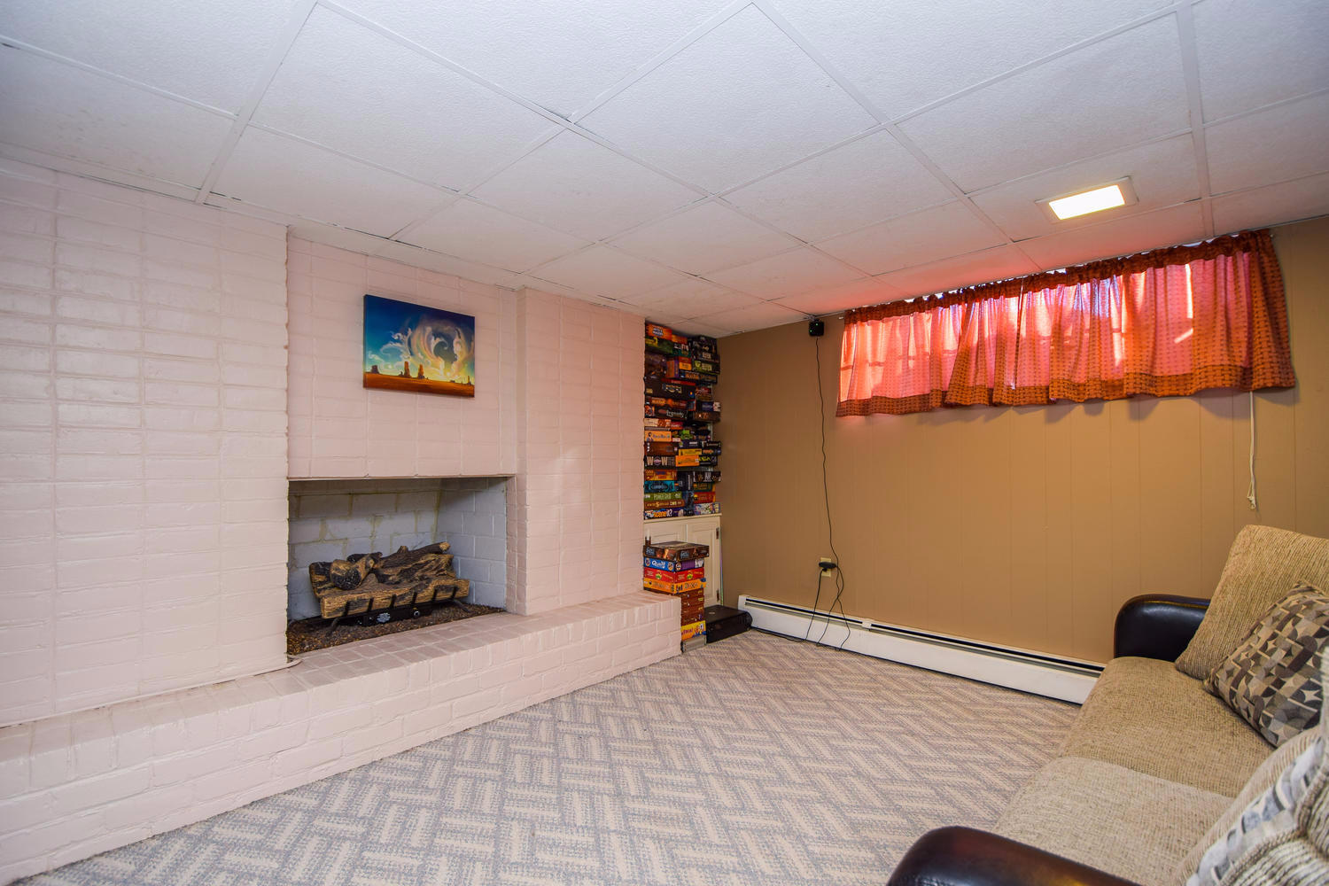 3508 Robyn Road Southwest Roanoke, VA 24015 - Photo 17 of 31 3508 Robyn Rd SW Roanoke VA-large-017-8-