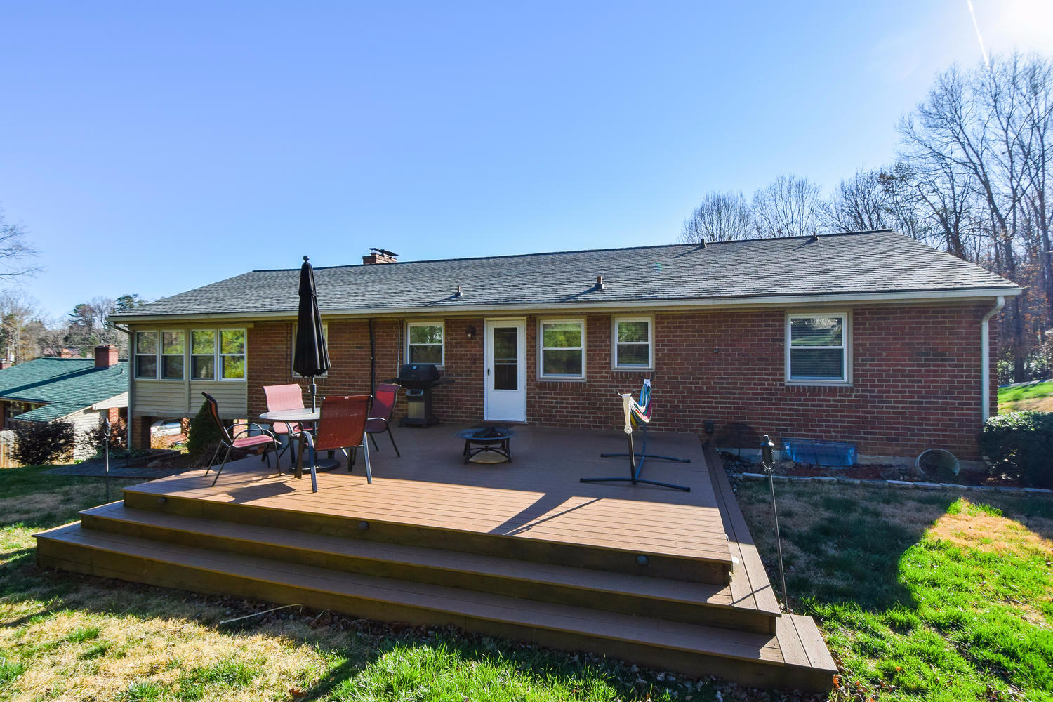 3508 Robyn Road Southwest Roanoke, VA 24015 - Photo 26 of 31 3508 Robyn Rd SW Roanoke VA-large-026-25
