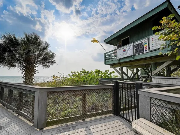 $6,000 | 10 Stone Mountain Boulevard, Englewood, FL 34223