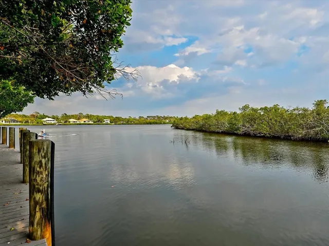 $6,000 | 10 Stone Mountain Boulevard, Englewood, FL 34223