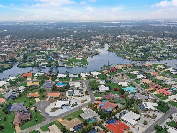 $6,000 | 10 Stone Mountain Boulevard, Englewood, FL 34223