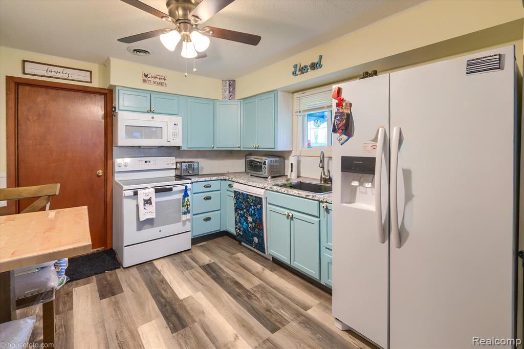 9254 North Genesee Road Mount Morris, MI 48458 - Photo 11 of 24