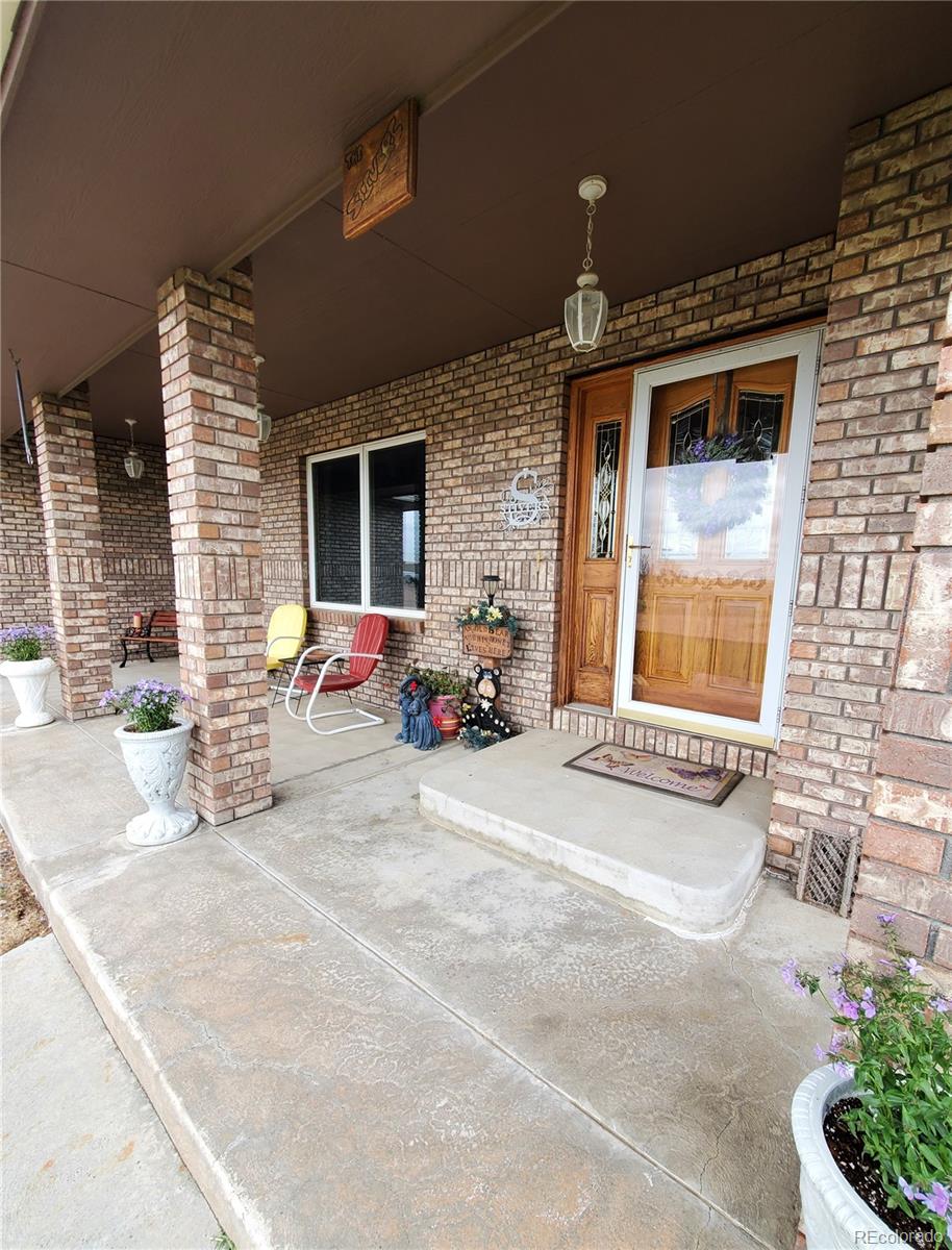 8049 County Road West Weldona, CO 80653 - Photo 2 of 35 Gallery Image 2
