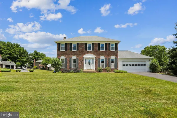 $595,900 | 201 Westridge Drive, Mount Airy, MD 21771