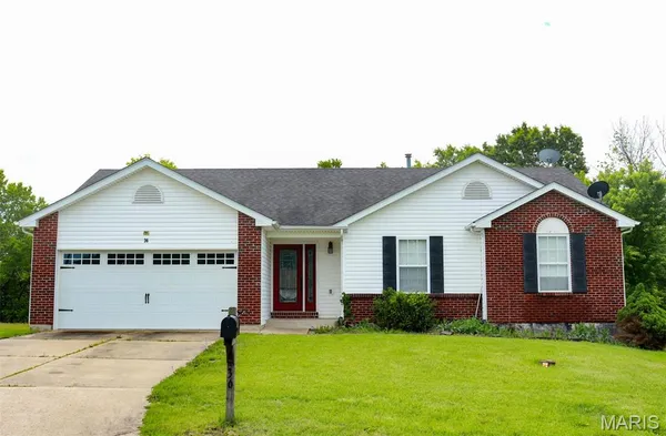 $289,900 | 36 Colton Jesse Drive, Winfield, MO 63389