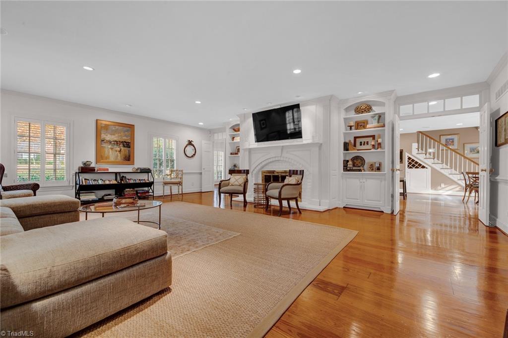 3106 St Regis Road Greensboro, NC 27408 - Photo 11 of 47