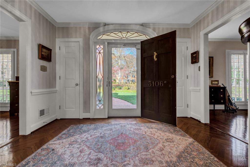 3106 St Regis Road Greensboro, NC 27408 - Photo 5 of 47