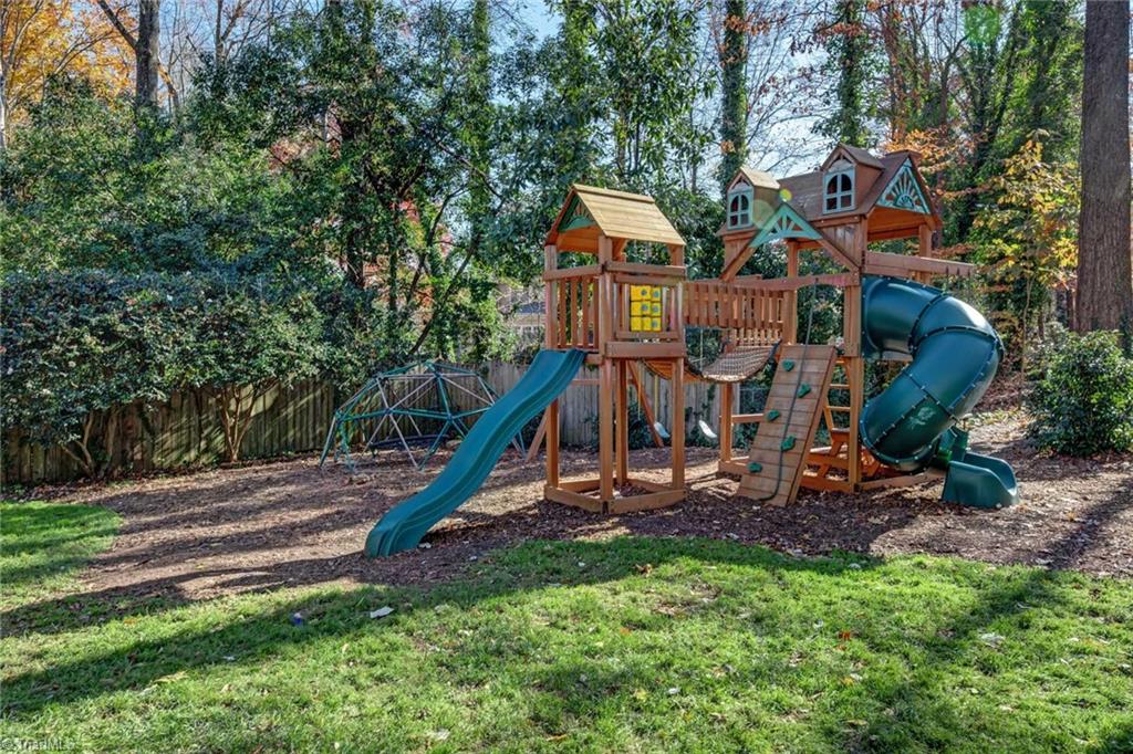 3106 St Regis Road Greensboro, NC 27408 - Photo 45 of 47