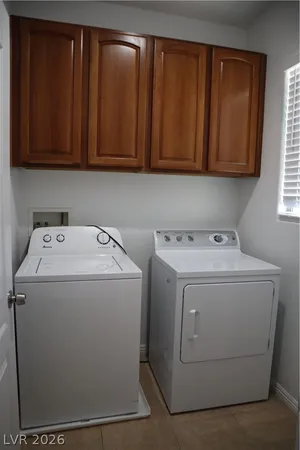 $2,500 | 9052 Picket Fence Avenue, Las Vegas, NV 89143