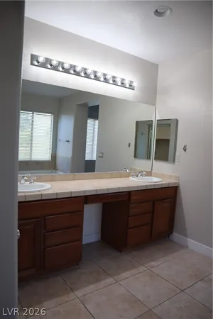 $2,500 | 9052 Picket Fence Avenue, Las Vegas, NV 89143
